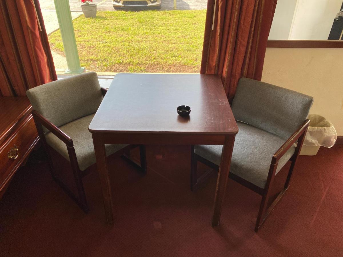 Royal Inn Albany Luaran gambar